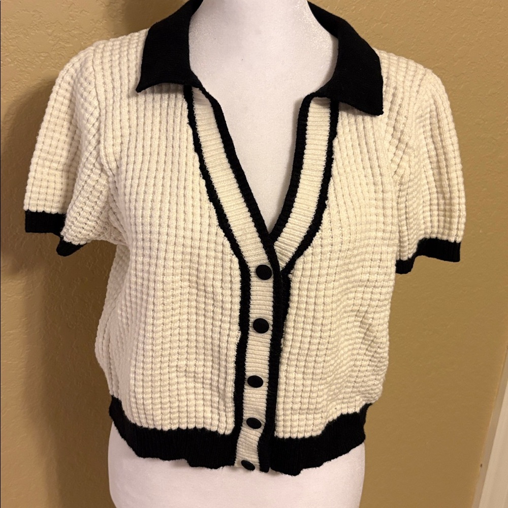 Emerson Lang, Young Contemporary,Black and White Knit Cardigan, Size XL